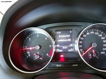 Transport: Volkswagen : 1.4 l | 2015 year Hatchback — 7