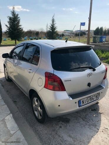 Μεταχειρισμένα Αυτοκίνητα: Toyota Yaris: 1.4 l. | 2006 έ. Χάτσμπακ — 10