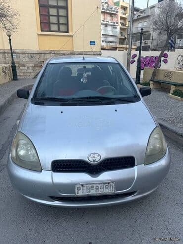 Toyota Yaris: 1 l | 2000 year MPV — 3