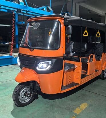 Tuktuk Βενζινοκίνητη Επιβατική Μοτοσικλέτα Keke Bajaj 200cc Τρίκυκλο at lalafo.gr Tuktuk Βενζινοκίνητη Επιβατική Μοτοσικλέτα Keke Bajaj 200cc Τρίκυκλο