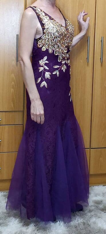 Μέγεθος φορέματος M. Βραδινά φορέματα, φορέματα Πρωτοχρονιάς at lalafo.gr Μέγεθος φορέματος M. Βραδινά φορέματα, φορέματα Πρωτοχρονιάς