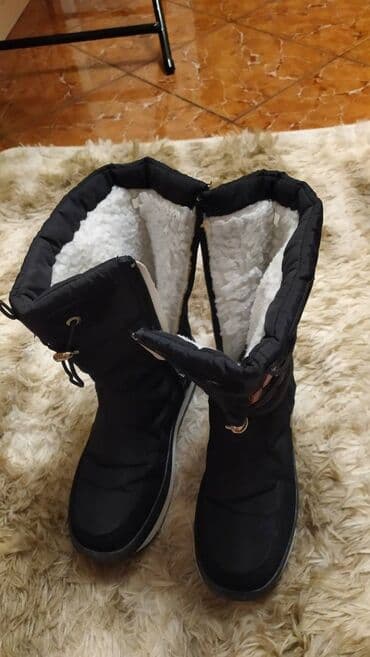 Αυτές οι μπότες χιονιού και βροχής είναι αδιάβροχες, μαλακές και at lalafo.gr Αυτές οι μπότες χιονιού και βροχής είναι αδιάβροχες, μαλακές και