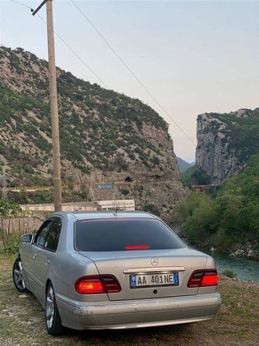 Mercedes-Benz E 320: 3.2 l. | 2001 έ. Λιμουζίνα at lalafo.gr Mercedes-Benz E 320: 3.2 l. | 2001 έ. Λιμουζίνα