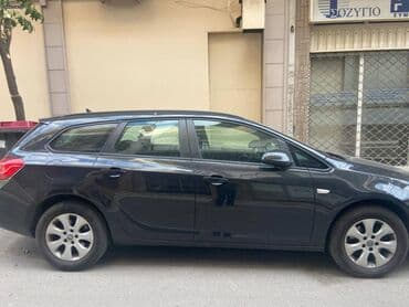 Opel Astra: 1.6 l. | 2015 έ. 117000 km. Πολυμορφικό at lalafo.gr Opel Astra: 1.6 l. | 2015 έ. 117000 km. Πολυμορφικό